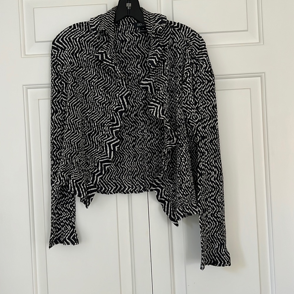 Black and white jacket by veeca.